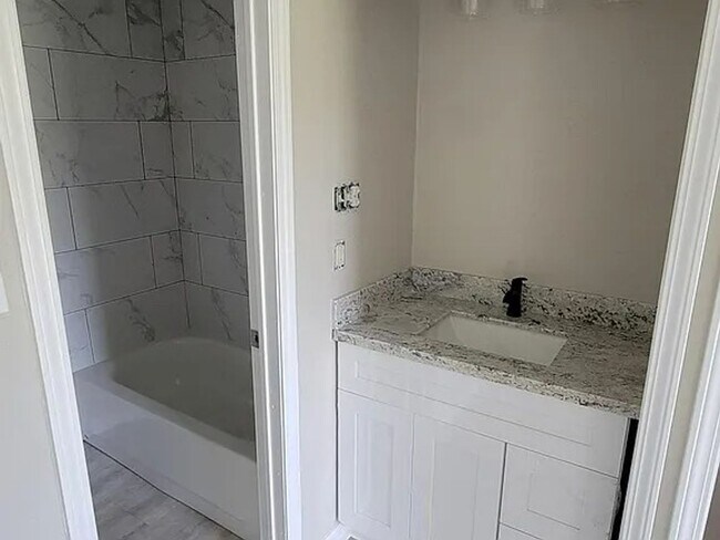 Building Photo - Slidell beautiful home