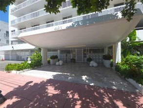 Building Photo - 401 Ocean Dr