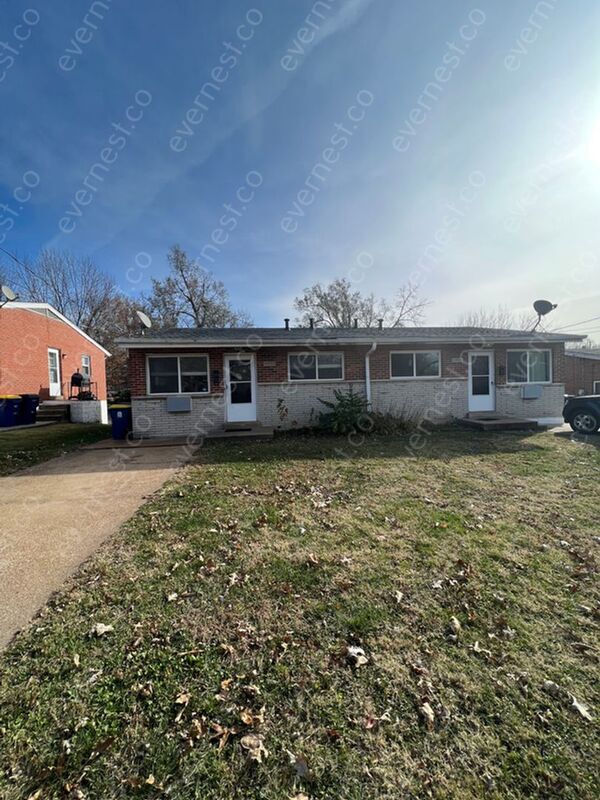 Primary Photo - 3956 Sims Ave