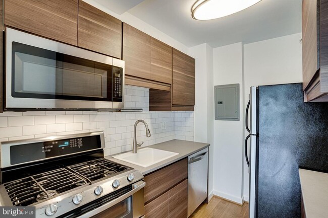 Foto del edificio - 1101 3rd St SW