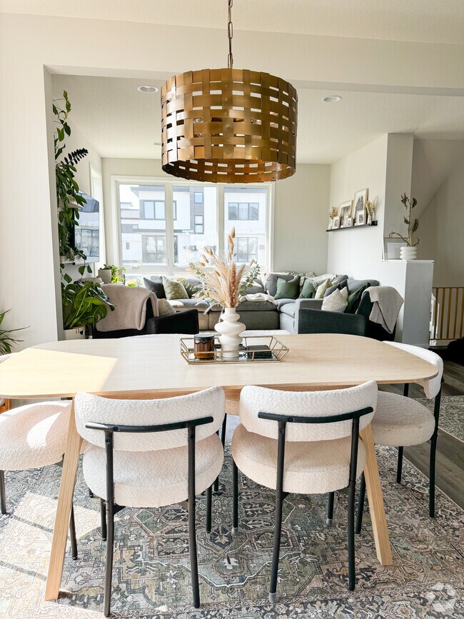 Cobblestone Lake South Shore Pet Friendly Townhouses for Rent Apple