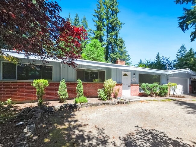 Photo - New Kitchen!! Beautiful family home w/extr...