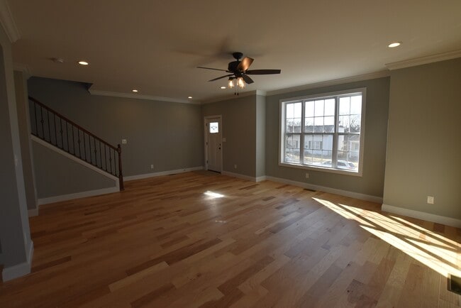 Building Photo - 3220 Regal Pl