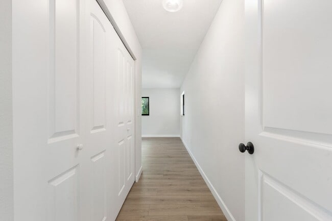 Building Photo - 4003 S Indian River Dr