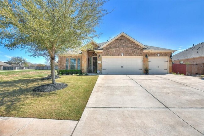 Building Photo - 2004 Granite Hill Dr