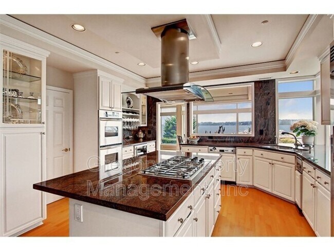 Foto del edificio - 303 2nd St S