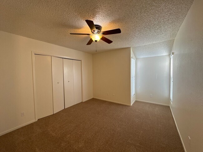 Building Photo - 4508 Maybrook Ave
