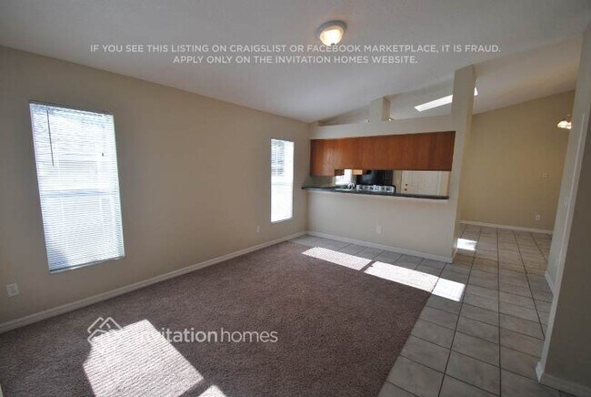 Foto del edificio - 25840 Aberdovey Ave