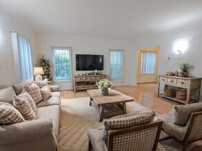 Building Photo - 1200 N Gardner St