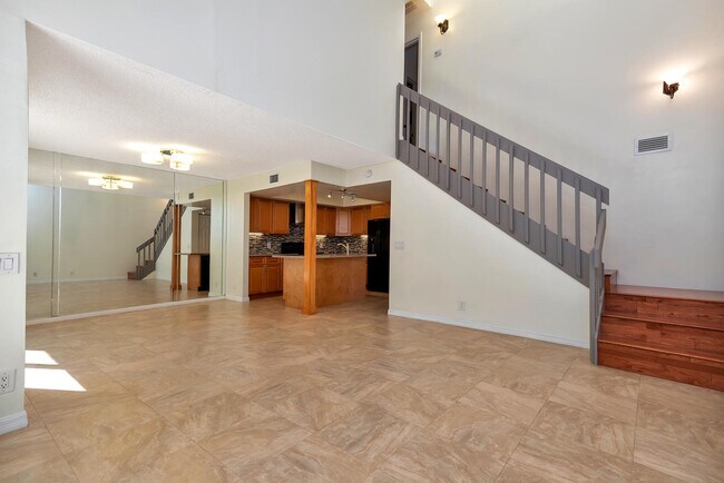 Building Photo - 9186 Green Meadows Way