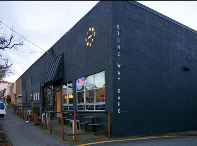 Building Photo - 1 bedroom in Seattle WA 98103