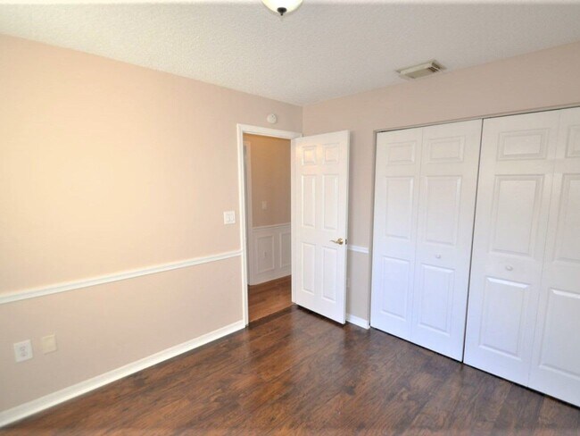 Building Photo - 2431 NW 186th Ave
