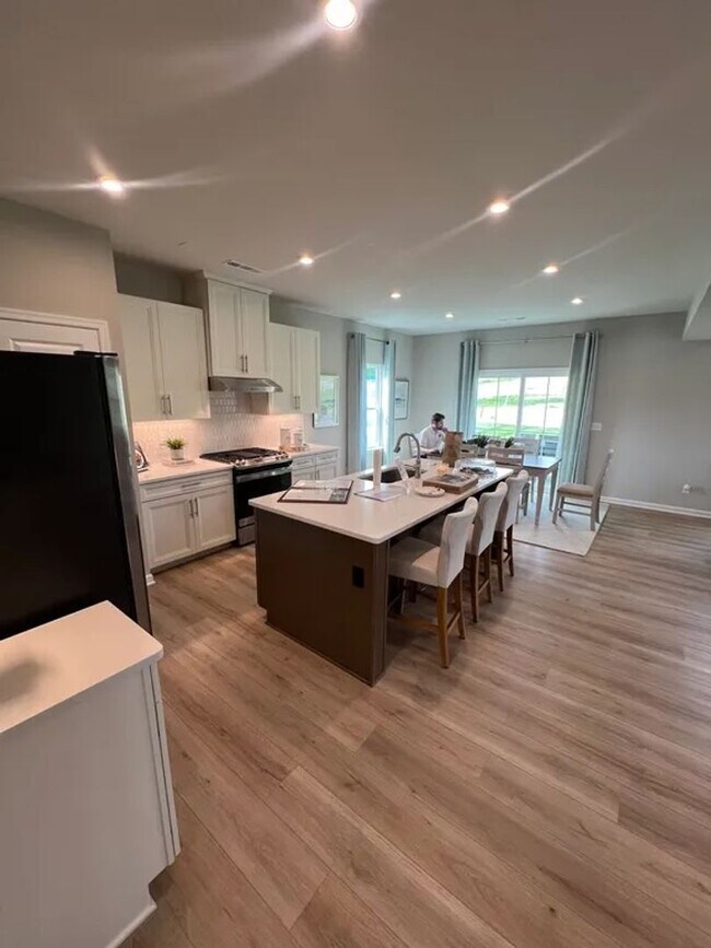 Foto del edificio - New 3BR Home in Antioch