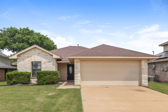 Building Photo - 2131 Trishia Ln