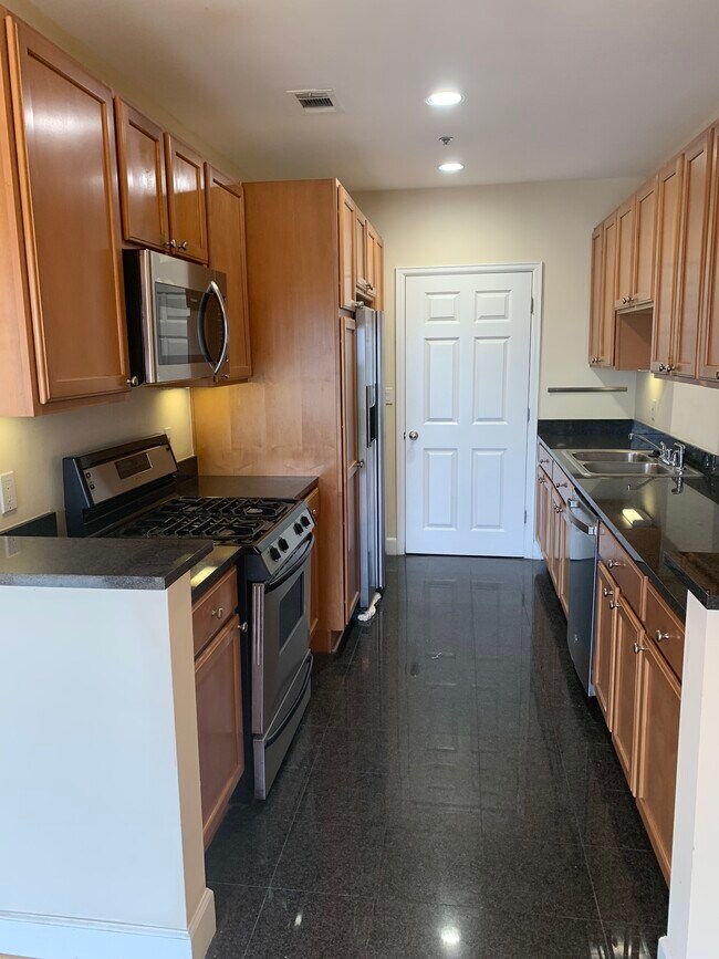 Foto del edificio - 2520 Robinhood St