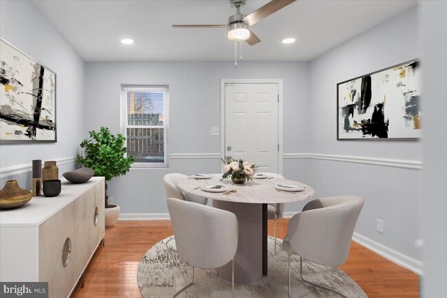 Foto del edificio - 1228 E Eager St