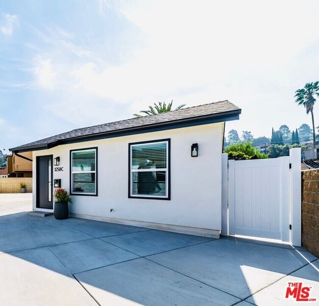 Foto del edificio - 1258 Mariposa St