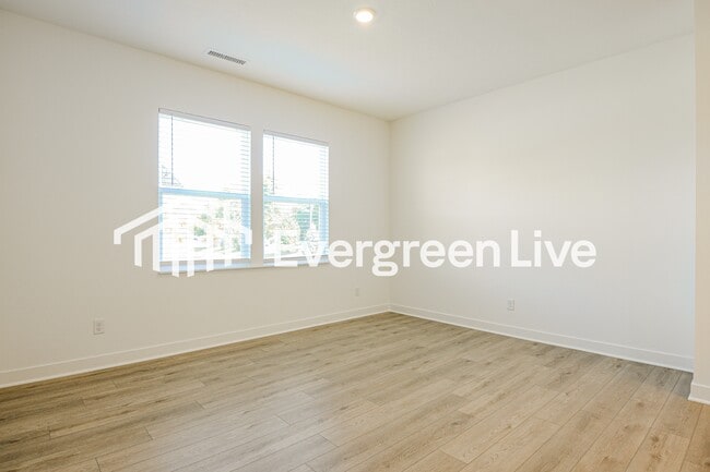 Foto del edificio - 8937 Willis Wy