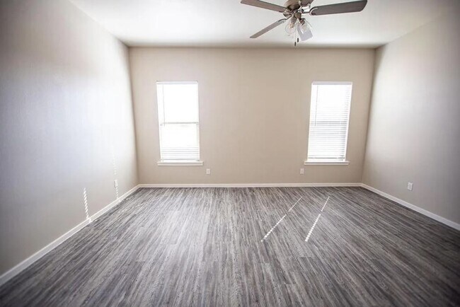 Foto del edificio - New Beginnings Start At AMRR: Spacious 4 bedroom in Frenship ISD!