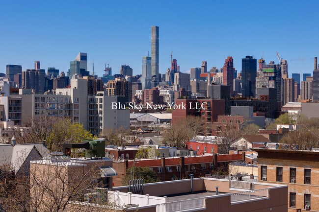 Building Photo - 2117 31st Ave