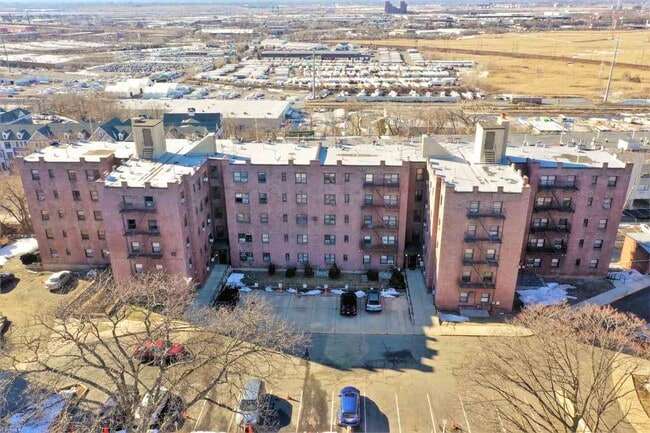 Building Photo - 1807 John F. Kennedy Blvd