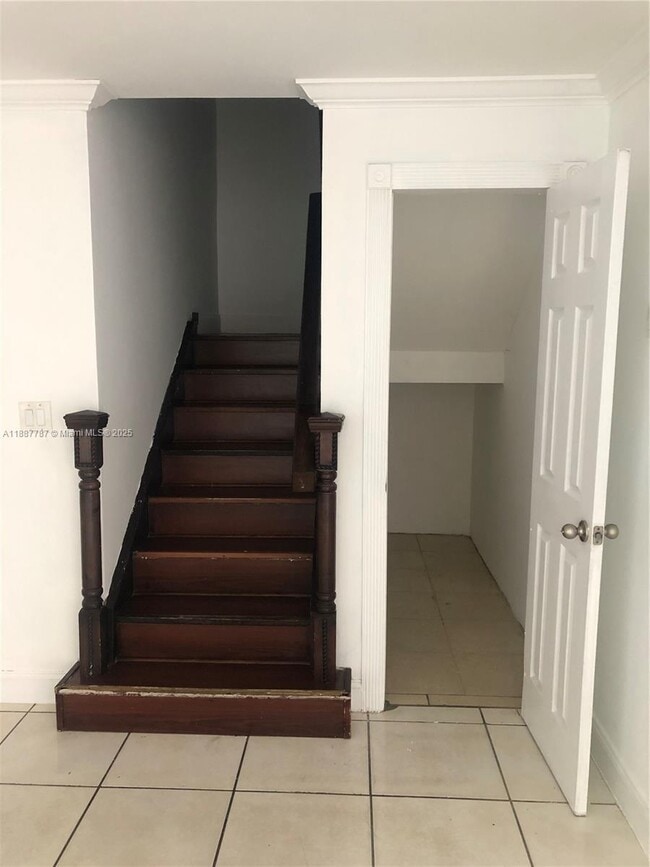 Foto del edificio - 19319 NW 54th Ct