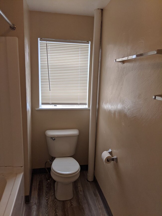 Foto del edificio - All New South Oakland 6 bedroom