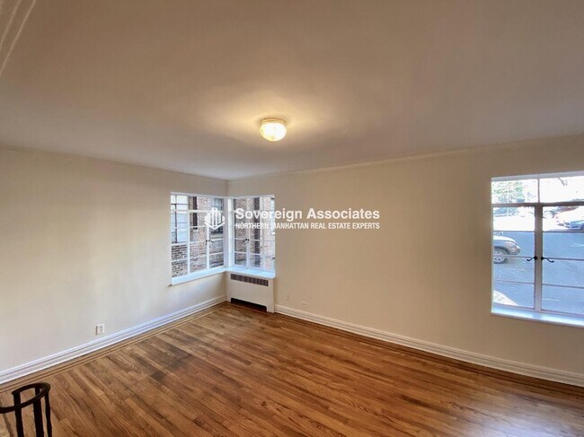 Foto del edificio - 135 W 225th St