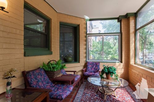 Foto del edificio - 4640 N Kenmore Ave