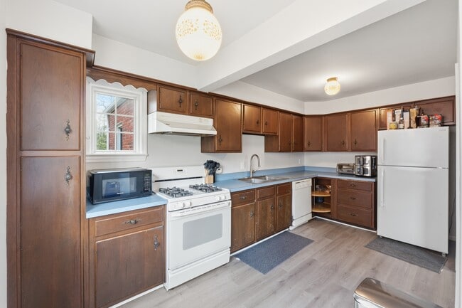 Foto del edificio - 6701 Rhode Island Ave