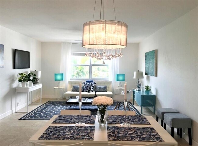 Foto del edificio - 619 Orton Ave