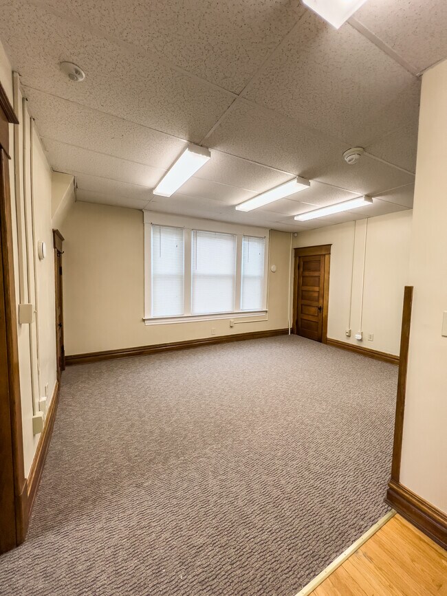 Building Photo - 601 N Pennsylvania Ave