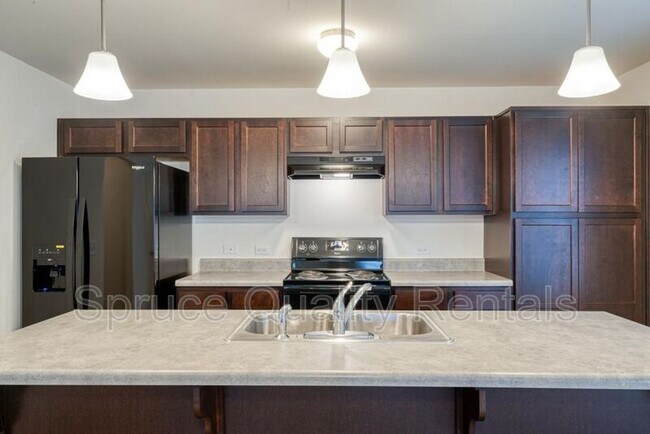 Foto del edificio - 244 Baybrook Ln