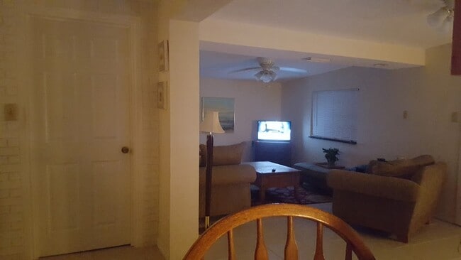 Building Photo - 7024 McCray Dr