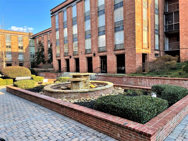 Foto del edificio - 1400 Kenesaw Ave
