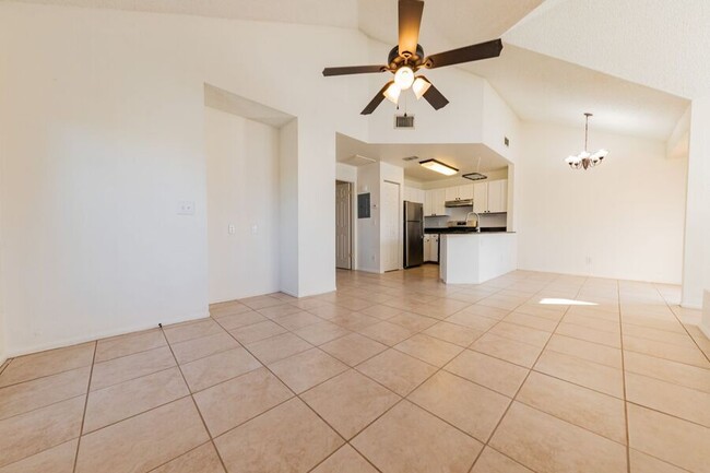 Building Photo - 8305 Waterview Way