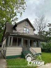 Building Photo - 855 Vine Ave