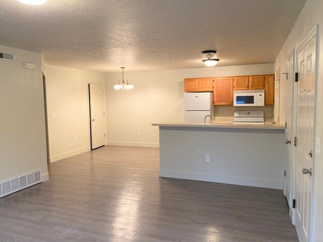 Building Photo - 1784 W 1300 S