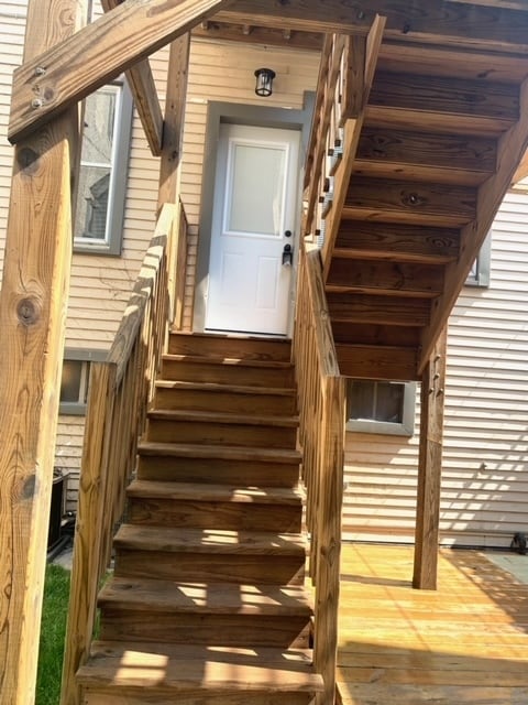 Building Photo - 1943 N Winchester Ave