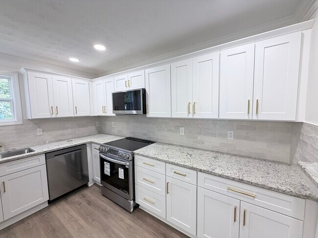 Building Photo - 2276 Turtle Landing