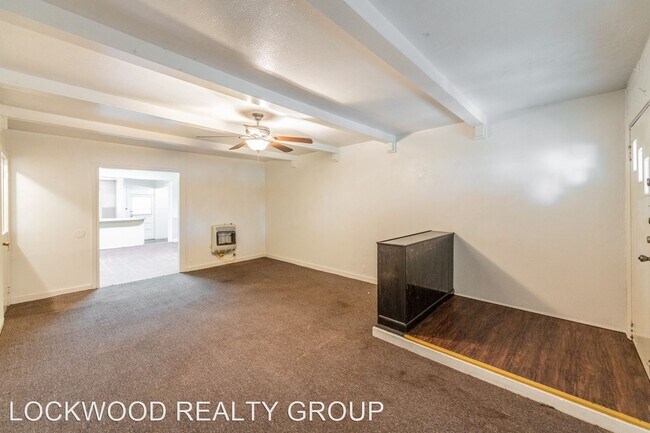Building Photo - 2 br, 1 bath House - 122 ROESLER