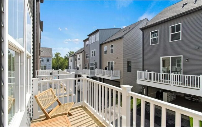 Foto del edificio - 6005 Northwest Dr