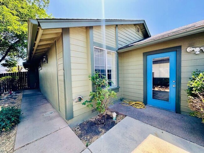 Building Photo - 6066 Citation Ct