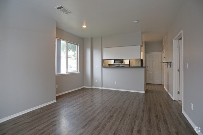 1HAB, 1BA - A2 - Promenade at Hunters Glen