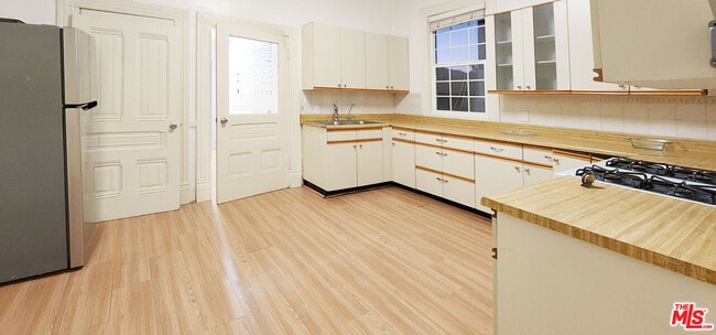 Foto del edificio - 1616 Pennsylvania Ave