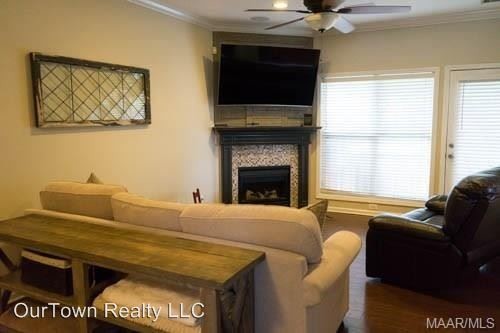 Foto del edificio - 3 br, 2 bath House - 7020 McKenzie Ct