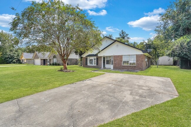 Foto del edificio - 734 Timber Ridge Trail