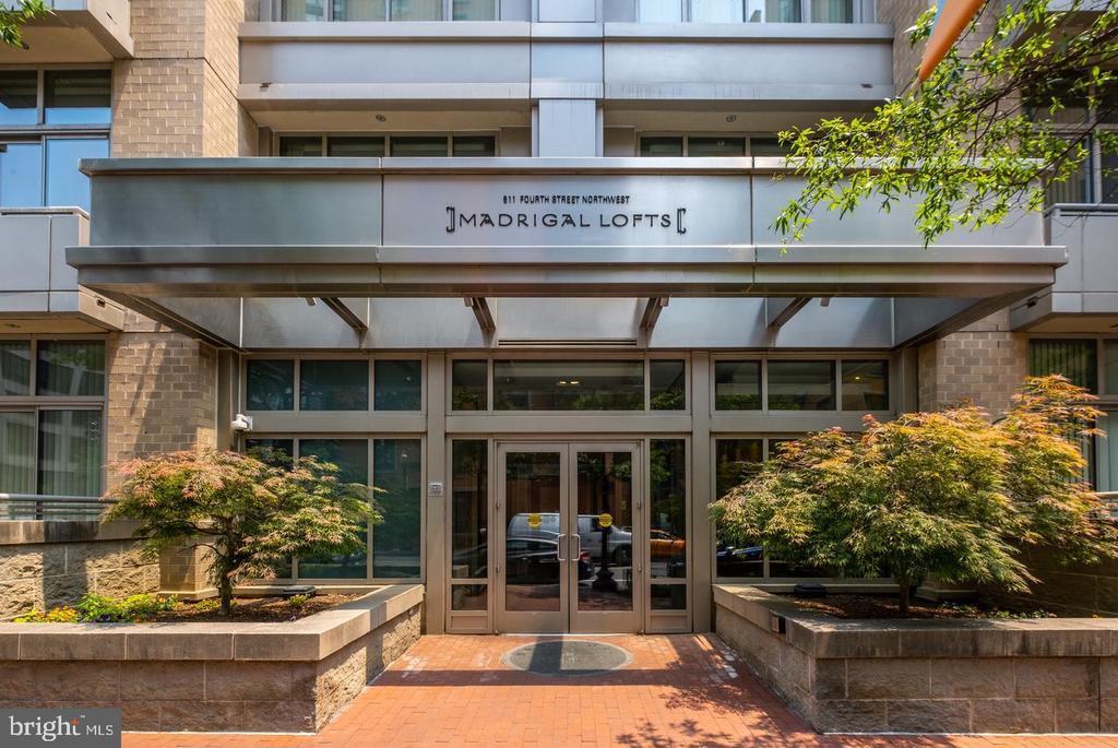 Foto principal - 811 4th St NW
