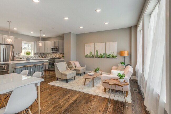 Foto del edificio - 640 Mystic Ave