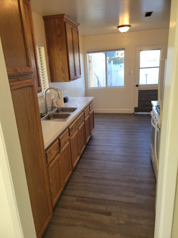 Building Photo - 4154 Ridgecrest St